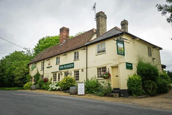 The Plough Otel Great Chesterford Dış mekan fotoğraf